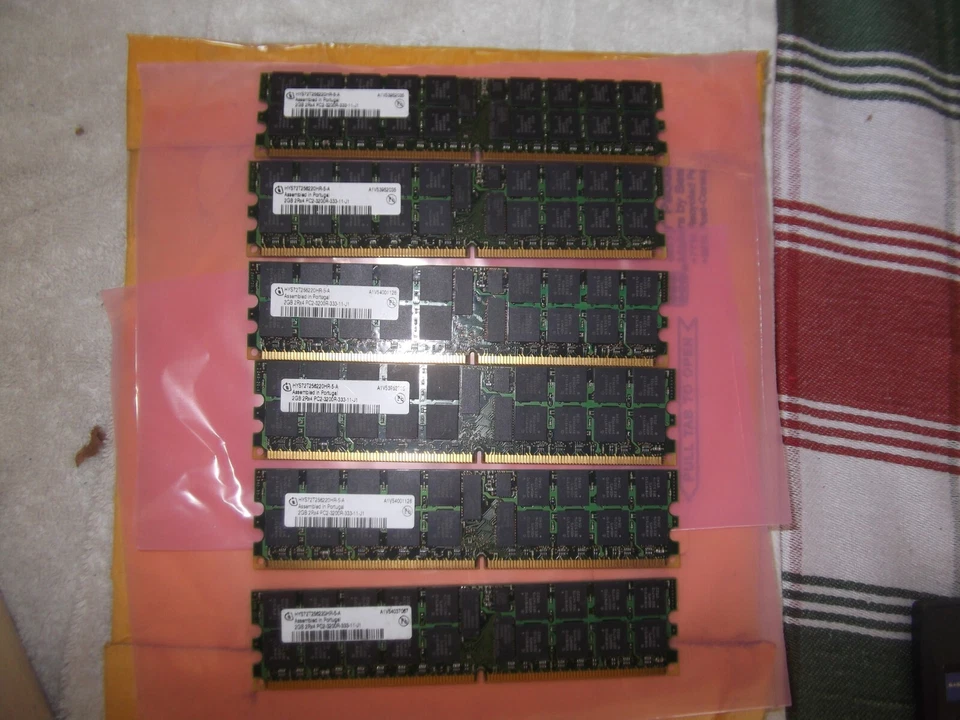 12GB (6X 2GB) INFINEON HYS72T256220HR-5-A PC2-3200 SERVER RAM MEMORY MODULES - Image 2 of 4