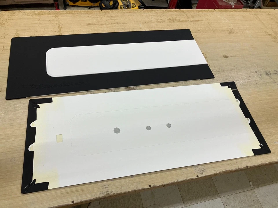 Paneles de puerta personalizados Ford Falcon Ranchero 1966-67 Foto 3 de 4