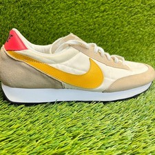 Nike Daybreak Womens Size 9.5 Beige Yellow Red Athletic Running Shoes Sneakers