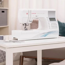 SINGER 9960 Quantum Stylist Computerized Sewing Machine–600 Stitches, Kit