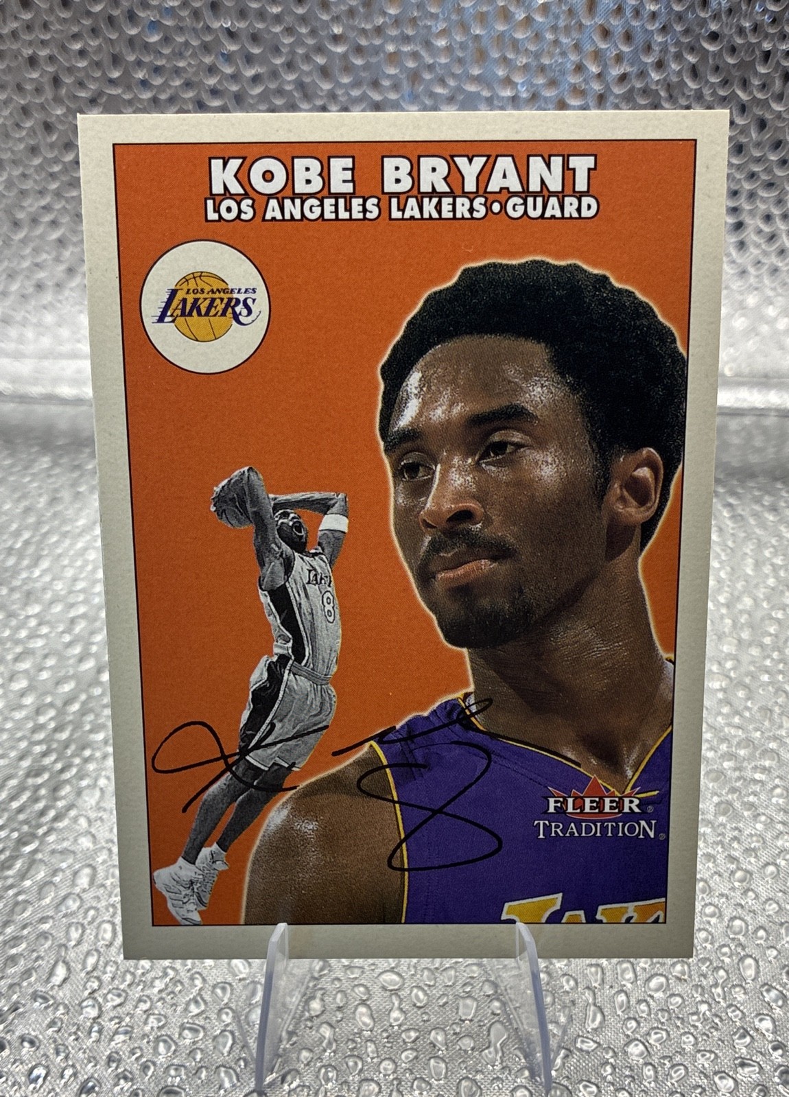 2000-01 Fleer Tradition - Kobe Bryant #125