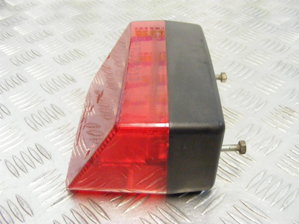 Luz trasera freno trasero Triumph Trophy 4 1200 1991 1992 1993 1994 1995 B095 Foto 4 de 4