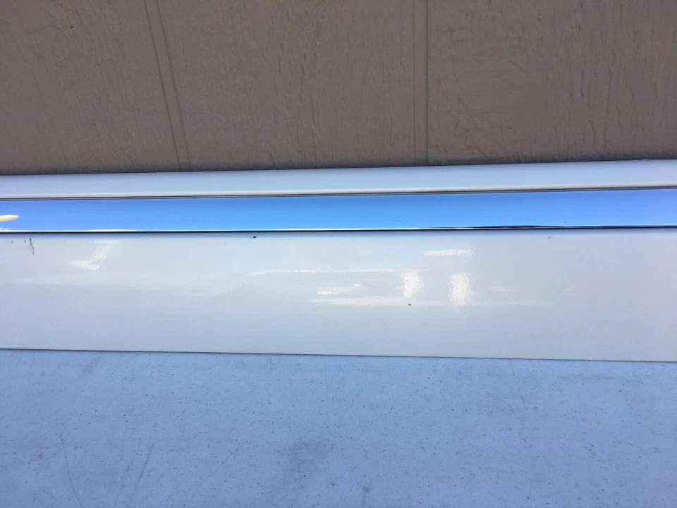 1998-2002 Lincoln Continental Passengers Side Front Door Trim - Image 4 of 4