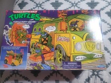 2021 Playmates Teenage Mutant Ninja Turtles TURTLE PARTY WAGON Mutant Attack Van