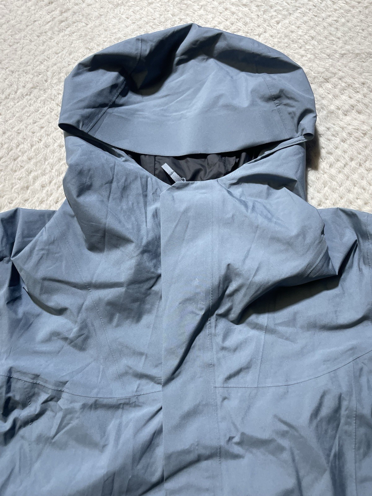 Giacca Arc'teryx Solano Gore Tex Infinium con cappuccio costo donna taglia small