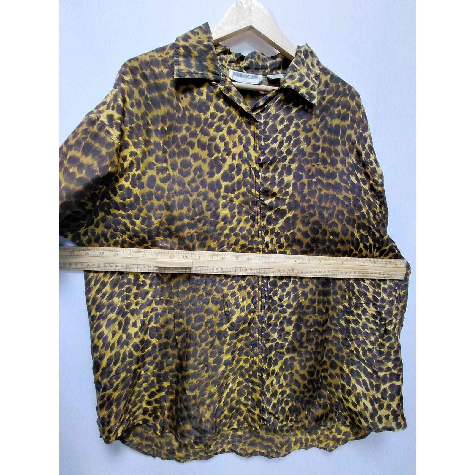 High Advantage Basic Leopard Print Silk Shirt Sho… - image 7