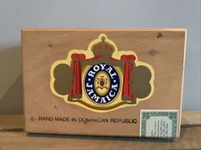 Royal Jamaica Cigar Wood Box Empty Dominican Republic 7.5 X 5 X 2.5 - 11