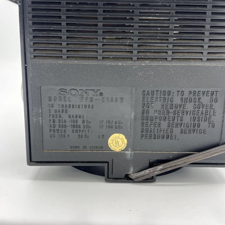 Sony “The cube” TFM-C430W Flip Clock Radio - READ DISC - Image 4 of 4