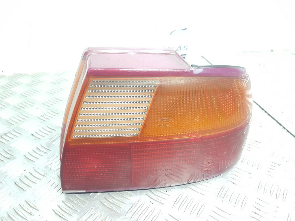 Ford Mondeo MK I 1993 Rear Right Tail Light Rear Lamp Outer GUST25533