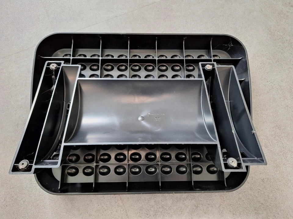 Poggiapiedi standard Fellowes - Regolabile, Nero, Usato, Casa/Ufficio Lotti Disp - Immagine 2 di 2