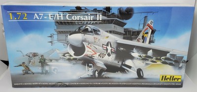 MIB Heller 1/72 A-7E/H CORSAIR II Carrier-based Light Attack Jet 80329