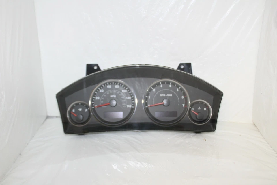 Cuadro de instrumentos velocímetro medidor de panel 06 Grand Cherokee 150.985 millas Foto 2 de 4