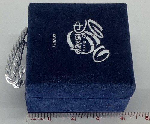 Broche prendedor firmado Swarovski Disney edición limitada 46/1000 Pato Donald nuevo en caja - Imagen 10 de 11