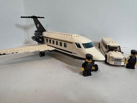 LEGO CITY: Airport VIP Service (60102) Complete