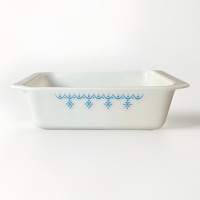 Pyrex Loaf Pan Glass Blue And White Snowflakes Design