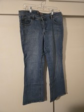 1 FADED GLORY Stretch Bootcut Jeans Sz 16 Avg 1 STEVE BARRY'S Capri Sz 16