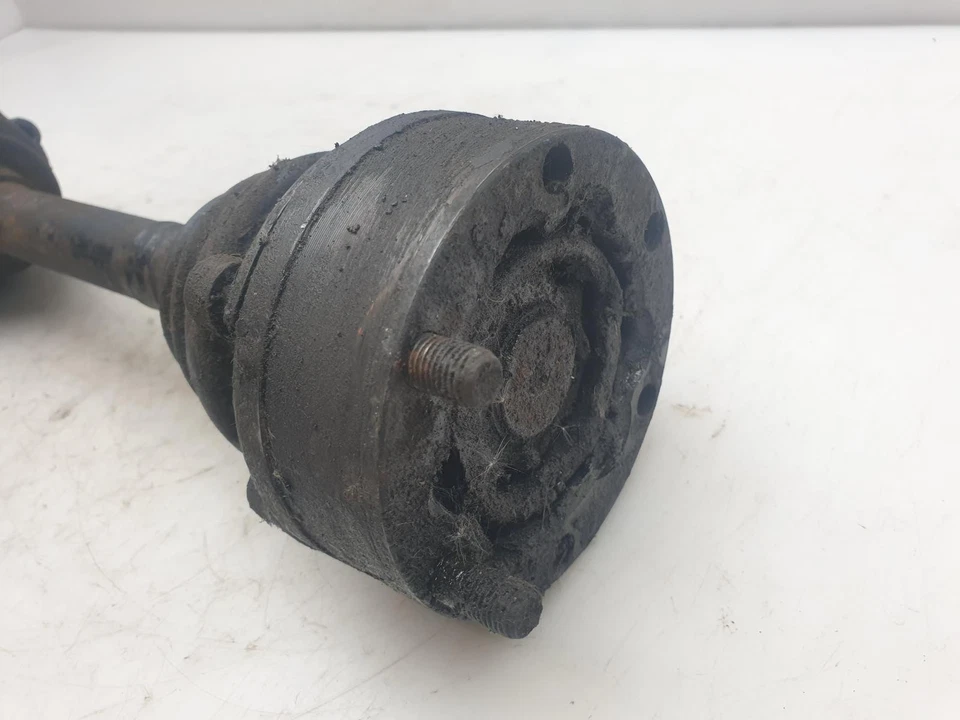 Árbol de transmisión Ferrari 328 lado derecho gasolina 5 velocidades manual 1986 GTB 103885 Foto 2 de 4