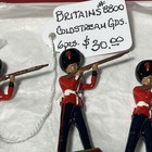 BRITAINS 8800 COLDSTREAM GUARDS TOY SOLDIERS — photo 3