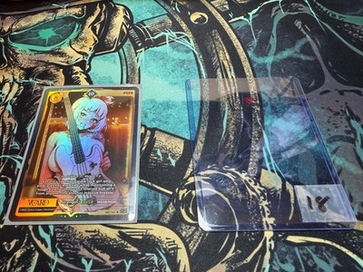 VCard Rising Stars Unlimited Edition || Fefe (051/190) || Holofoil 10