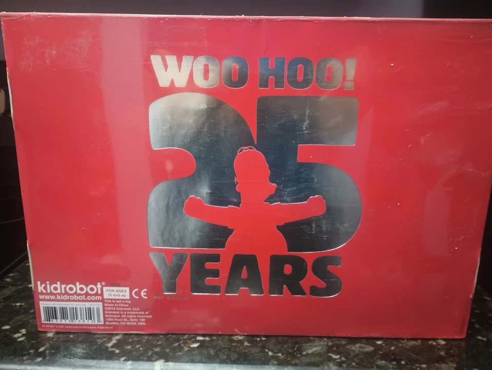 Mini vitrina de vinilo de 3 pulgadas KidRobot Los Simpson 25 aniversario Foto 3 de 3