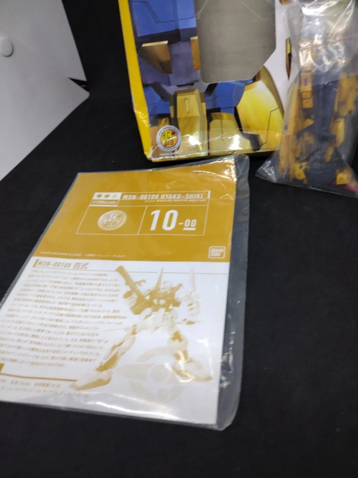 MSN- 00100 Hyaku -Shiki 1/200 Scale Bandai - Image 2 of 4