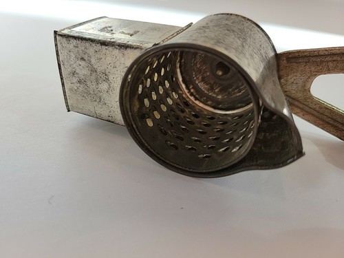 Vintage Miniature Cheese Nutmeg Grater Childs Toy Table Clamp - Picture 5 of 7