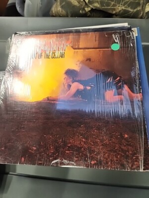 Ratt  Out of the Cellar LP Atlantic 7 80143-1 1984 1st Press Round and Round