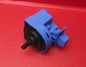 Waschmaschine INDESIT IWC6125S UK DRUCKSCHALTER