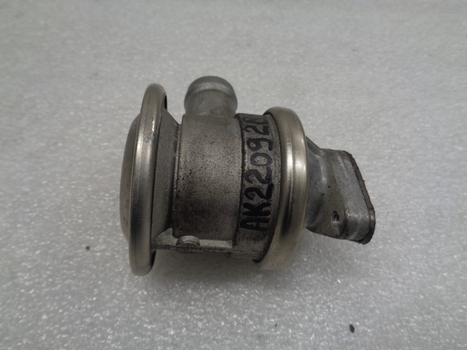 05-07 Maserati Quattroporte M139 Left Driver Secondary Air Valve OEM AK2209289