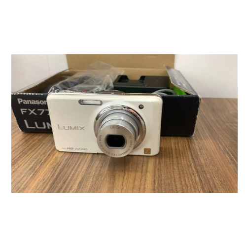 Panasonic LUMIX DMC-FX77 リリースホワイト