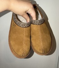 Koolaburra by UGG Burree Womens Slip On Slipper Chestnut Suede Size 5 Shearling