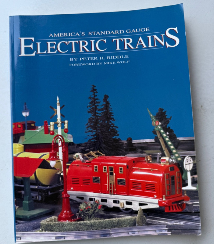 Americas Standard Gauge Electric Trains Paperback book by Peter H Riddle