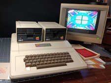 Apple II Plus A2S1048 Working. With 2 Drives, Super RAM II,DOS 3.3 and Manuals