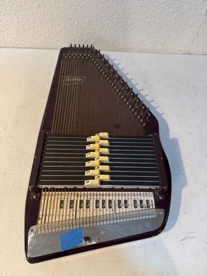 Vintage Oscar Schmidt Autoharp Made in USA with Case