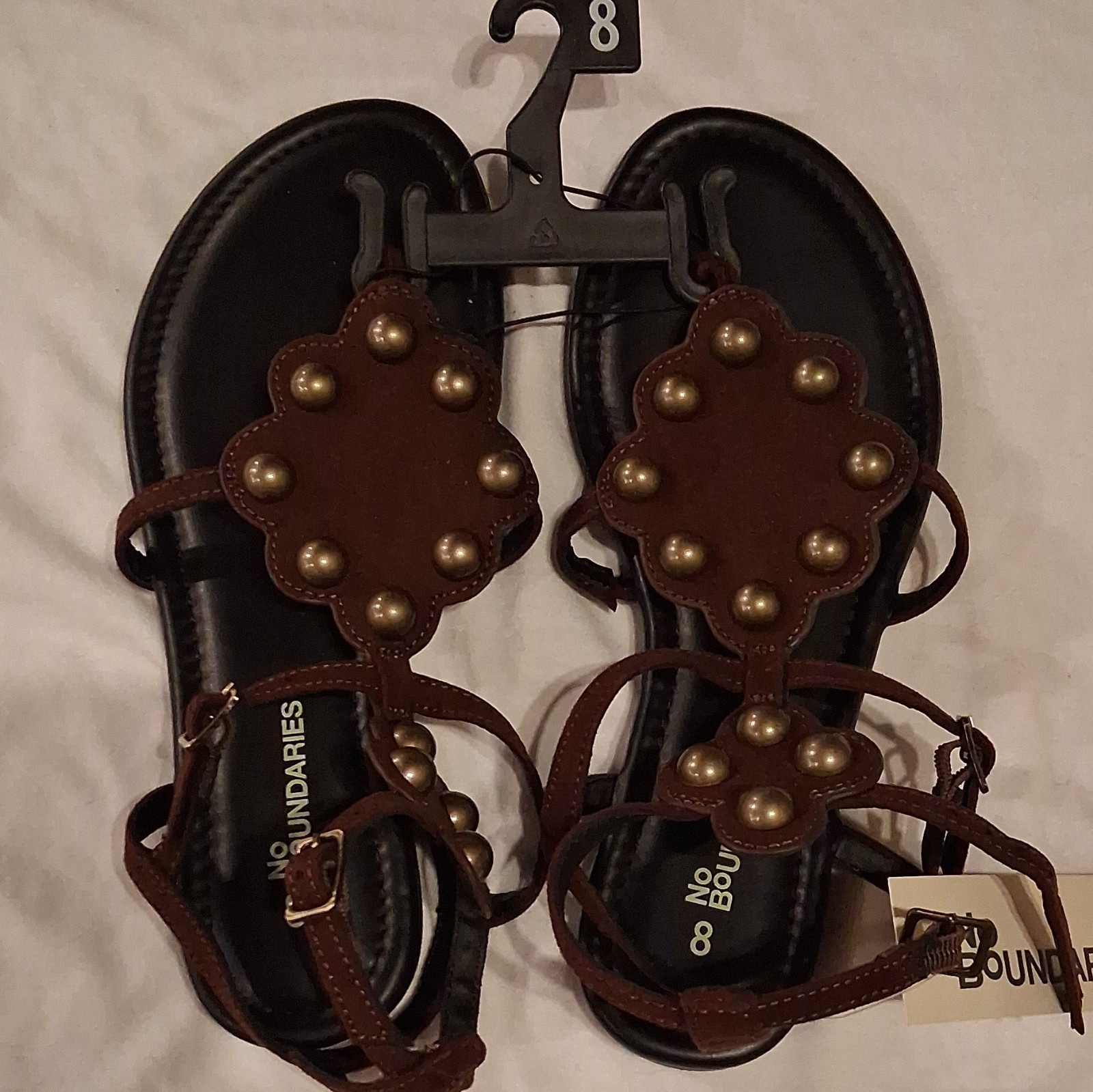 No Boundaries Women's Studded Gladiator Flat Sandals Ankle Strap Buckle 8
