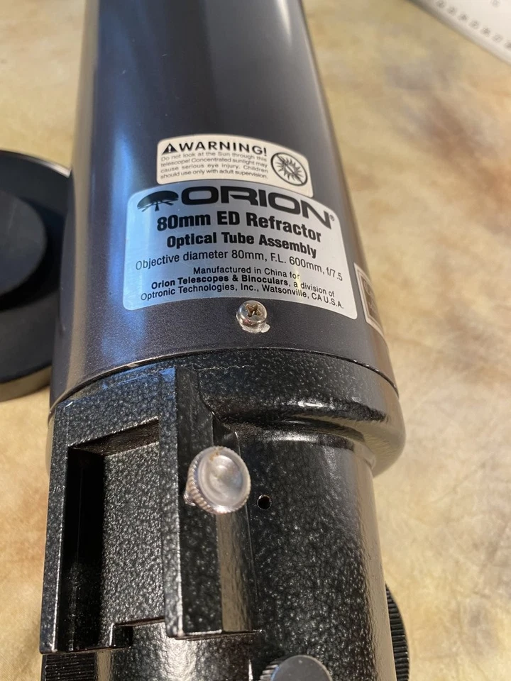 Orion 80mm ED f/7.5 Apo Doublet Refractor Telescope Company 7. - Image 2 of 4