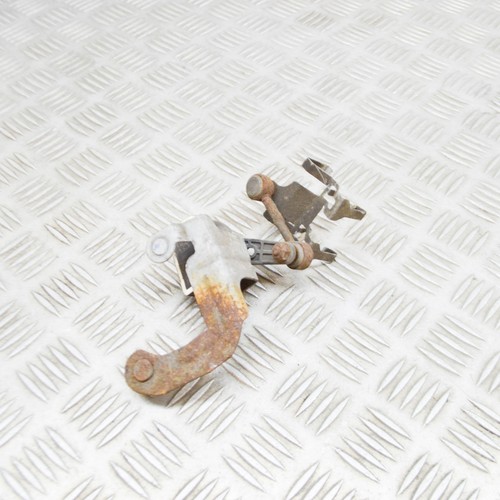 MERCEDES-BENZ C W205 Höhenniveausensor hinten rechts A2229050503 2.0i 2015