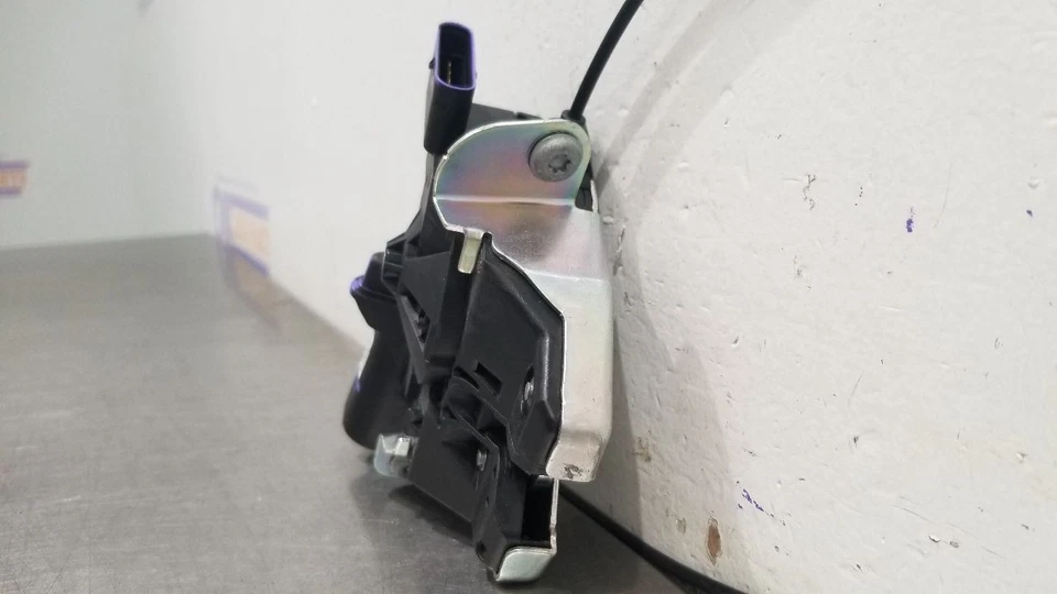 13 MERCEDES BENZ SL550 R231 CIERRE TAPA MALETERO TRASERO Foto 4 de 4