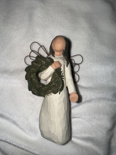 Willow Tree Angel of Winter Demdaco Sue Lordi 2001 Wings Wreath - Picture 1 of 10