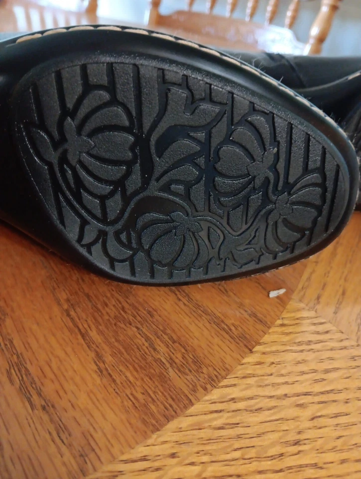 Botas Regan Softspots para mujer de cuero negro talla 8,5 WW Foto 4 de 4