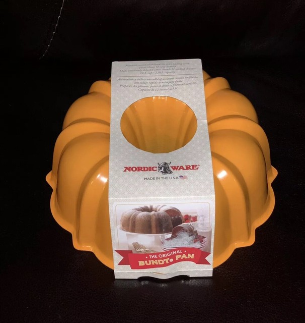 Nordic Ware Original Bundt Pan, Orange, Nonstick Aluminum (12.5 Cup