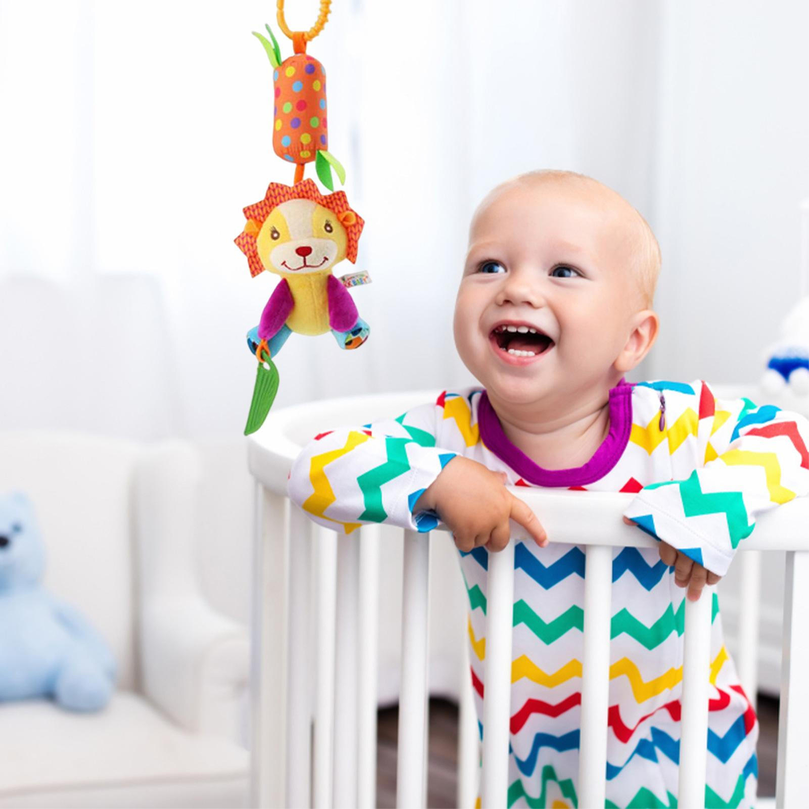 Baby Musical Crib Bed Bell Cot Mobile Dreams Light Nursery Hanging