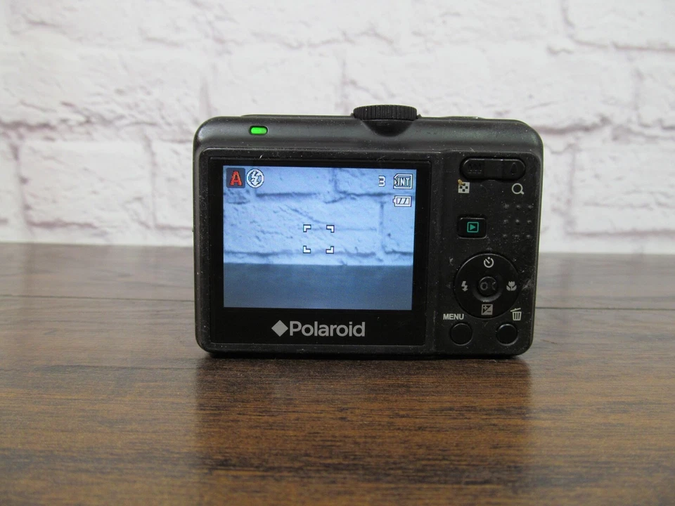 Câmera Digital Polaroid i633 6.0 Mega Pixels Preta Pegajosa Tentada Limpar Funcionando - Imagem 3 de 4