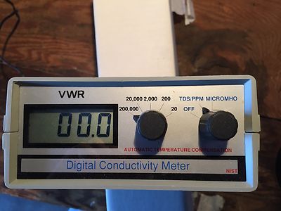 Portable VWR Conductivity, Total Dissolved Solids Meter with Power Supply