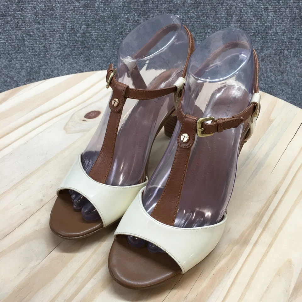 Sandalia Tahari para mujer 6,5 M crema Betsy correa en T punta abierta cono tacones cuero informal Foto 3 de 4