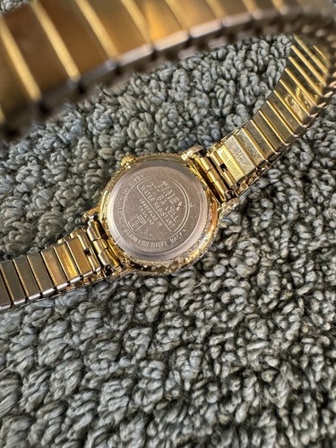 Vintage 1994 Women's TIMEX Easy Reader Style Gold Tone Expansion Band Watch Runs - Picture 5 of 6
