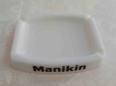 Vintage - Manikin - Aschenbecher aus weißem Glas