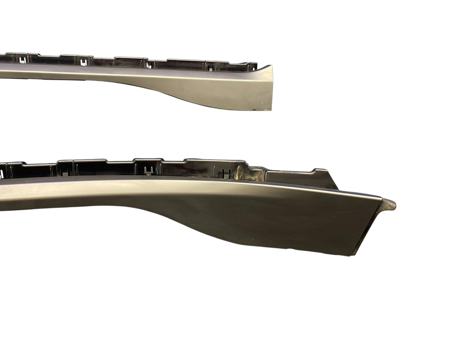 2014-2020 BMW I8 LEFT RIGHT SIDE ROCKER PANEL MOUNTING TRIM BRACKET SET BLACK
