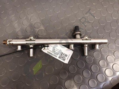 Volkswagen Golf Einspritzschiene 06K133317G