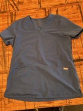 Figs Technical Collection Scrub Top Womens S Short Sleeve V Neck Blue 2 Pocket